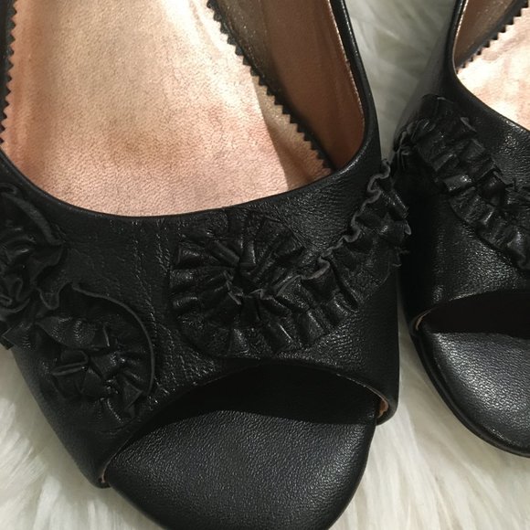 Report Tolly Black Rosette Open Toe Heels – Sz 9 - Picture 2 of 13